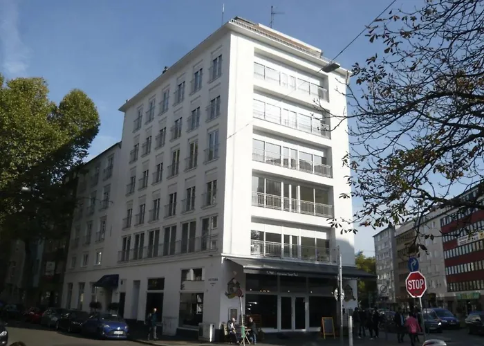 Hotel apartamentowy Victoria And Koe