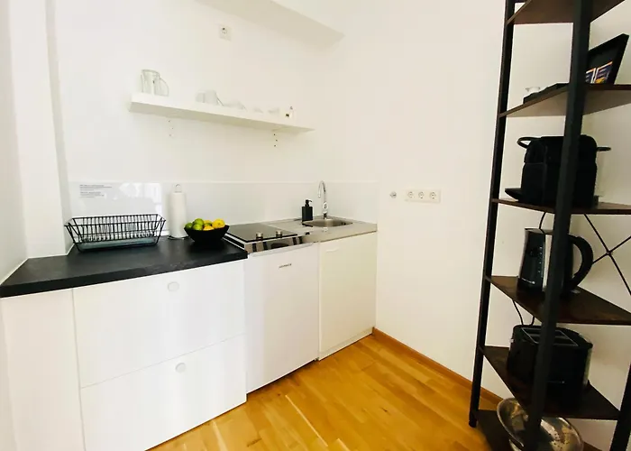 Victoria And Koe Hotel apartamentowy 4*