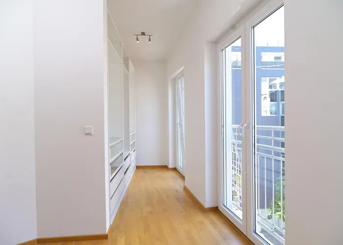 Victoria And Koe Hotel apartamentowy 4*