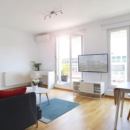 Victoria City And Koe Apartments Aparthotel 4*