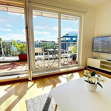 Victoria And Koe Aparthotel