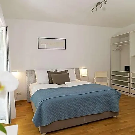 Victoria City And Koe Apartments