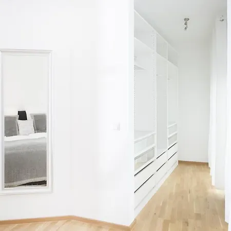 Victoria City And Koe Apartments