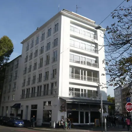 Aparthotel Victoria Apartments