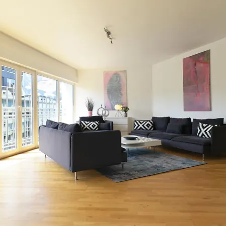 Victoria Apartments 3*